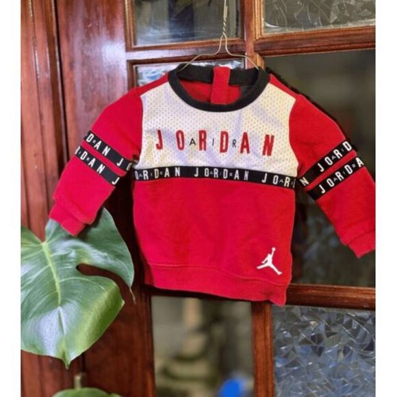 Red, black and white Jordan classic crewneck pullover sweatshirt infant EUC 6M - Picture 1 of 3